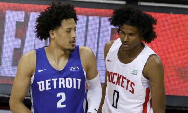  瓦兰丘纳斯双20，鹈鹕主场胜魔术  