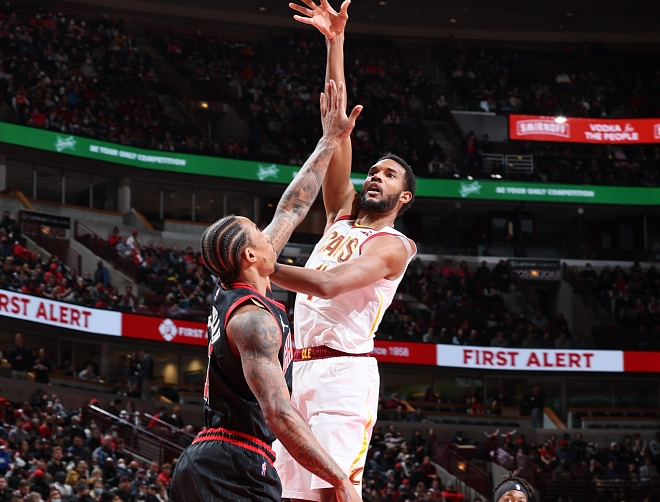  爵士马尔卡宁39分创新高 北欧铁血战士征服联盟